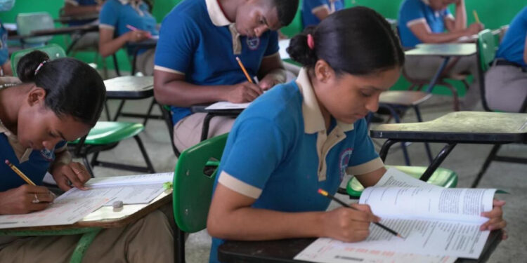 Minerd llama a más de 128 mil estudiantes a tomar las Pruebas Nacionales 2024