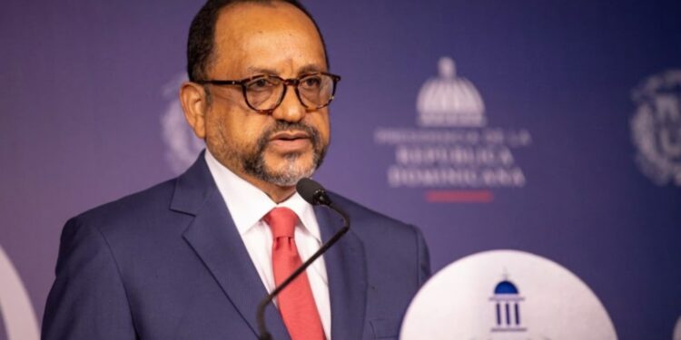 Gobierno continúa sus esfuerzos por asentar a los “peregrinos de El Seibo” en terrenos del Estado y poner fin a su dilatada lucha