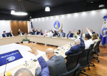 PRM propondrá continuidad de Ricardo de Los Santos y Alfredo Pacheco en Senado y Cámara de Diputados