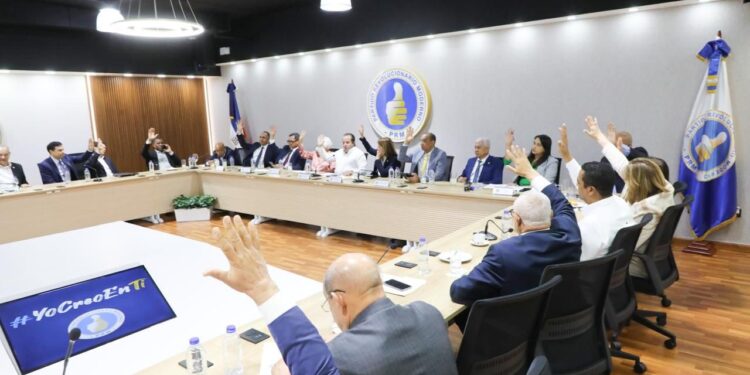 PRM propondrá continuidad de Ricardo de Los Santos y Alfredo Pacheco en Senado y Cámara de Diputados