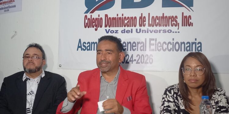 Nelson Gutiérrez es el nuevo presidente del Colegio Dominicano de Locutores