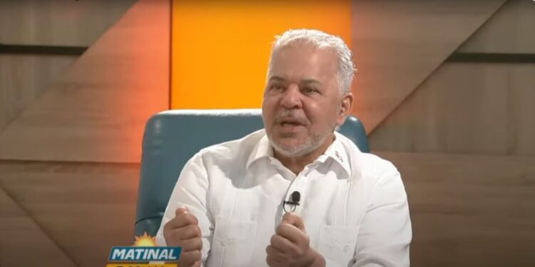 Salazar afirma EGEHID sigue ayudando a equilibrar sistema energético nacional