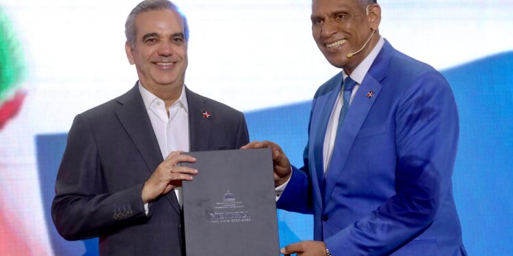 Presidente Abinader encabeza acto presentación memorias institucional del Ministerio de Interior y Policía