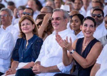 Presidente Abinader encabezará varias inauguraciones de obras en Peravia y San Cristóbal este domingo