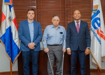 Presidente de CUED Celso Marranzini posesiona a nuevo Gerente General de Edesur Dominicana