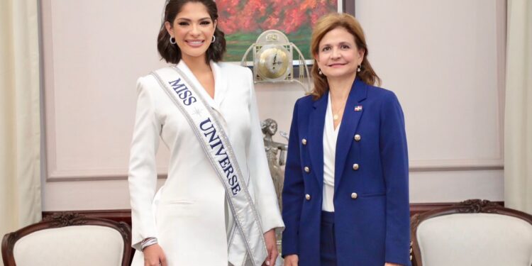 Vicepresidenta Raquel Peña recibe visita de Miss Universo 2023 y Miss República Dominicana 2024