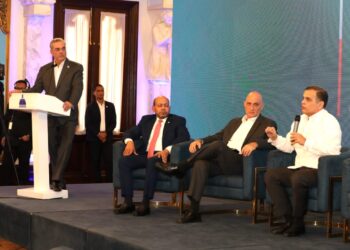 Presidente Abinader dice Ley de Responsabilidad Fiscal será un hito de transparencia para el país