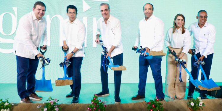 Presidente Abinader dice hoy inicia firmemente el relanzamiento de Puerto Plata