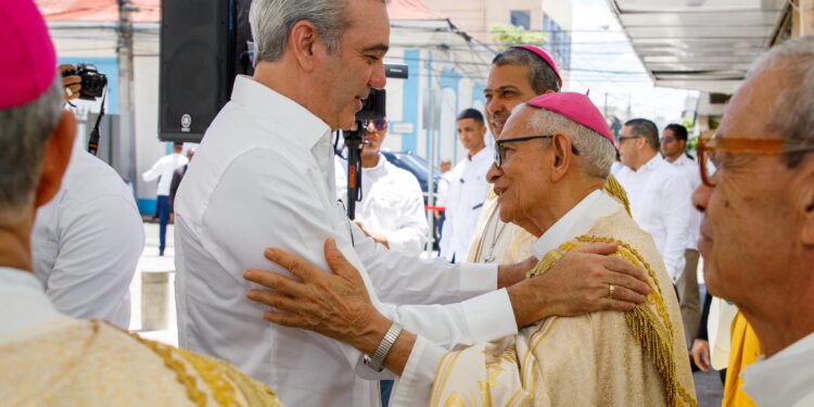 Presidente Abinader y vicepresidenta Raquel Peña, encabezan tedeum por 161 aniversario Restauración e inicio del nuevo cuatrienio