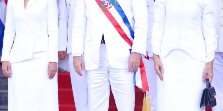 Presidente Abinader reitera profundizará libertades y justicia social en este nuevo período