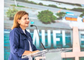 Raquel Peña inaugura muelles de pescadores en Pedernales y Baní y supervisa Proyecto de Desarrollo Turístico de Cabo Rojo