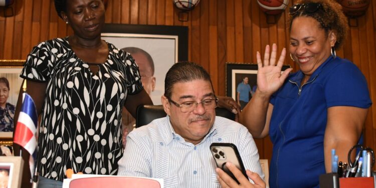 Camacho a Pinales y Alcántara: ustedes son parte de “los mejores atletas del mundo”