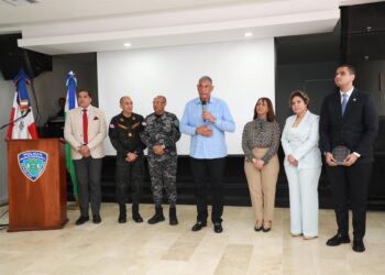 Reconocen los grandes aportes de Vásquez Martínez a favor de seguridad ciudadana y la transformación policial