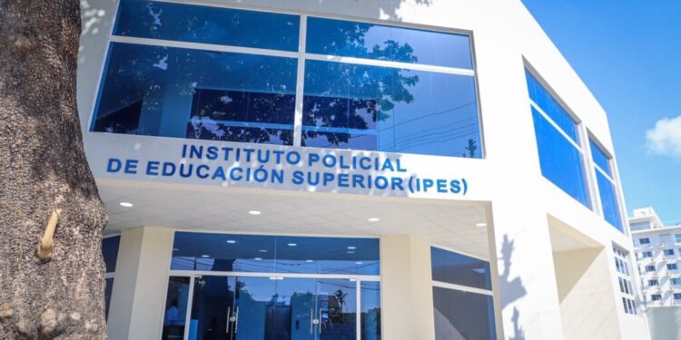 IPES destaca directrices claves para la transformación y modernización de la Policía Nacional