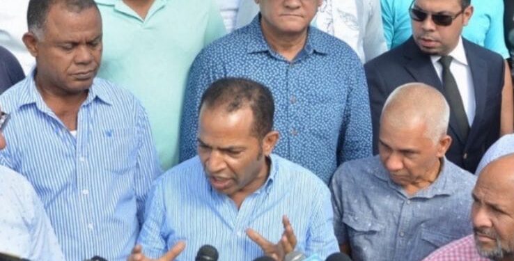 Juan Marte otorga apoyo irrestricto al gobierno a través director INTRANT por sanción apagón semáforos