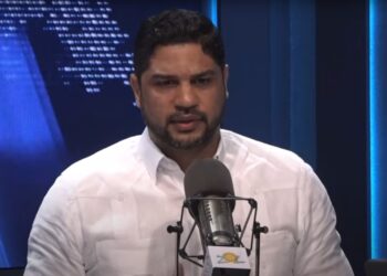 Senador Gustavo Lara reafirma compromiso con preservar recursos naturales