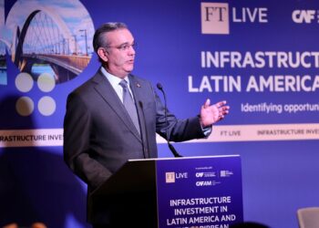 Presidente Abinader destaca estabilidad económica y oportunidades de inversión en RD