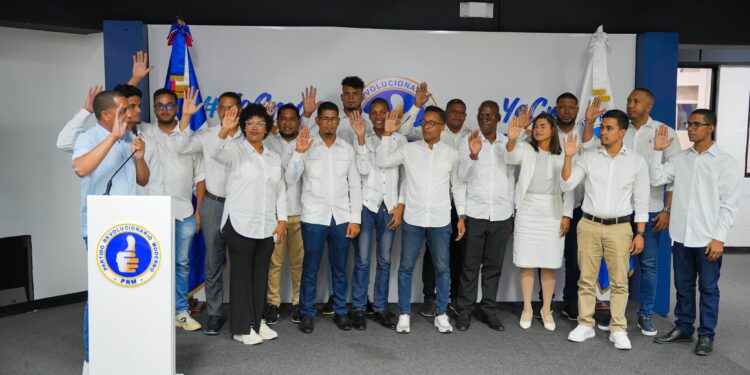 FESD 16 escoge candidatos para elecciones de la Federación de Estudiantes en reunión conjunta con Juventud del PRM