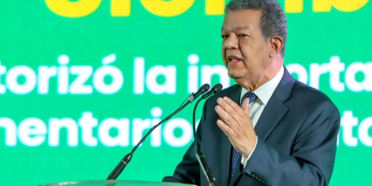 Leonel Fernández retoma «La Voz Del Pueblo» este lunes 16 a las 11:00 a.m.