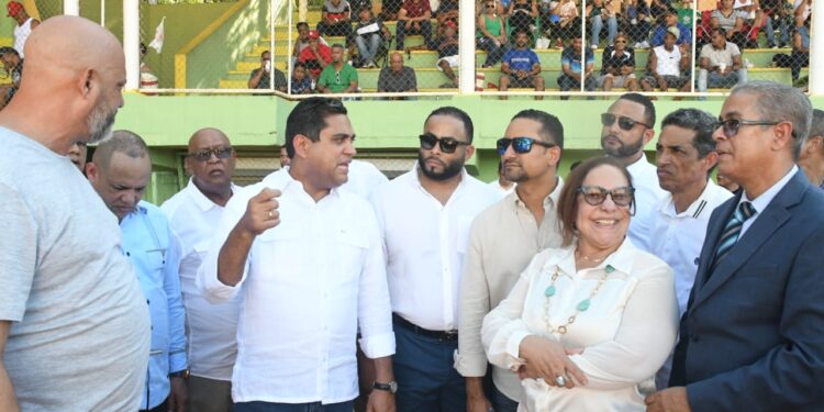 Kelvin Cruz inicia en Santiago recorrido nacional de supervisión de obras&nbsp;