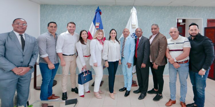 Propietarios de centros nocturnos se comprometen con Interior y Policía a someterse a las normativas