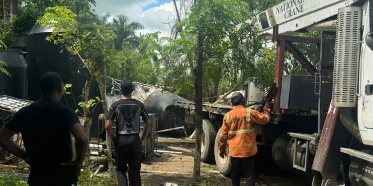 CECCOM desmantela una fábrica clandestina de alcohol adulterado