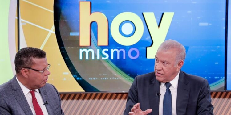 Andrés Bautista destaca importancia de encuentro tripartito para consenso de reforma fiscal