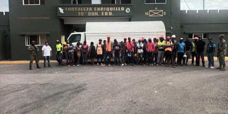 G-2 detiene 202 haitianos indocumentados en el sur