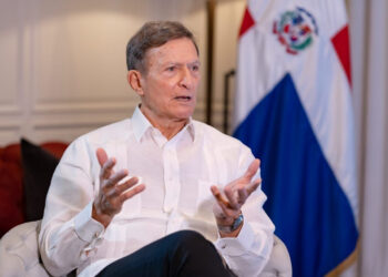 Canciller Roberto Álvarez niega MIREX haya emitido 39 mil visas de turismo para haitianos como afirma Leonel Fernández