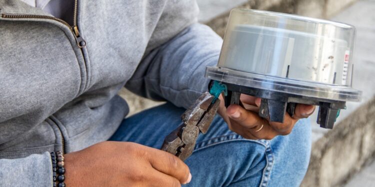 Edesur Dominicana informa que imputado de sustraer medidores de electricidad es enviado a la cárcel