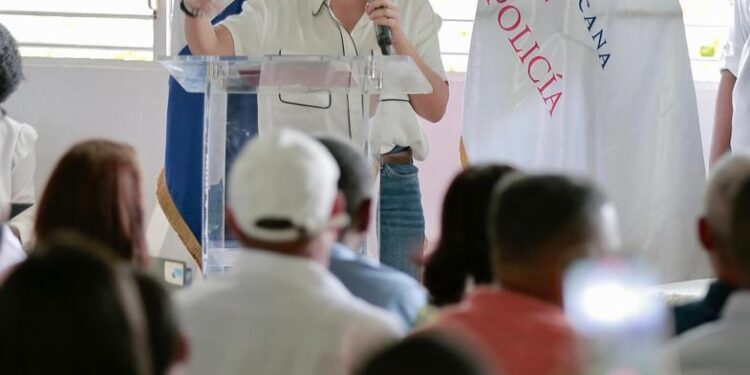 Autoridades &nbsp;presentan Comité &nbsp;Seguridad Comunitaria Guaricanos contra crímenes y delitos