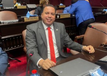 Diputado Manuel Núñez somete resolución para reconstruir el hospital de atención primaria Jacinto Ignacio Mañón y elevarlo a hospital general