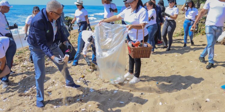 La DGJP culmina con éxito jornada de limpieza de costas