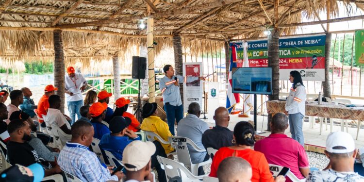 Edesur electrifica e ilumina Feria Ecoturística y de Producción en Neiba