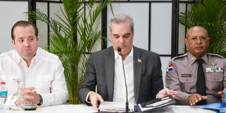 Presidente Abinader encabeza reunión de seguimiento al Plan de Seguridad Ciudadana