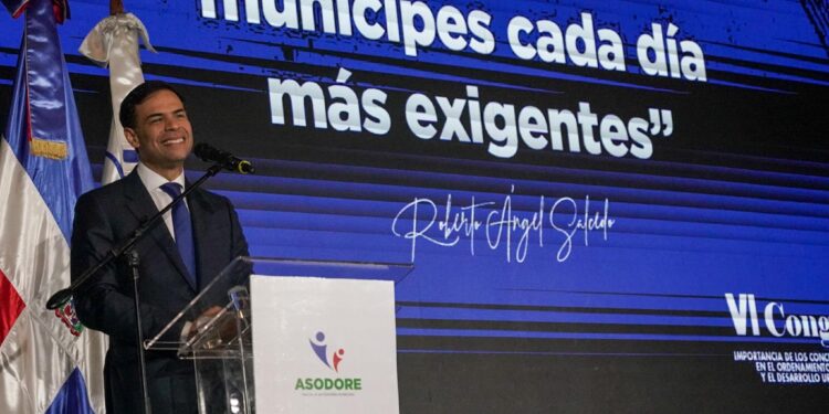 Roberto Ángel afirma visión del presidente Abinader ha permitido consolidación de un modelo efectivo de trabajo entre el gobierno central y los ayuntamientos