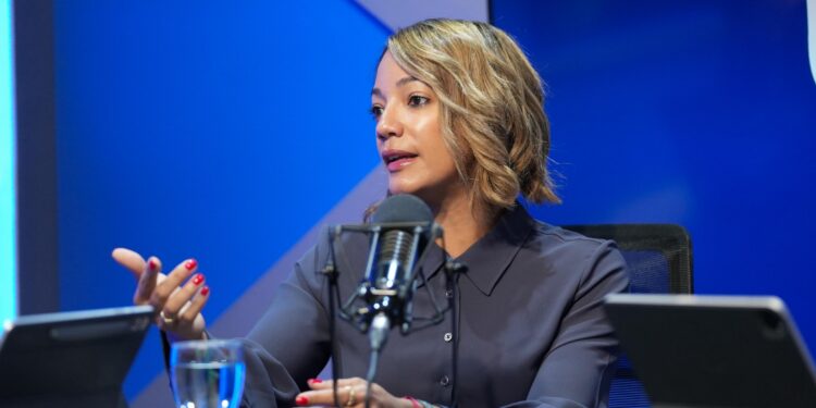 Viceministra Betty Soto resalta la importancia de la aprobación de propuesta de ley sobre eficiencia energética