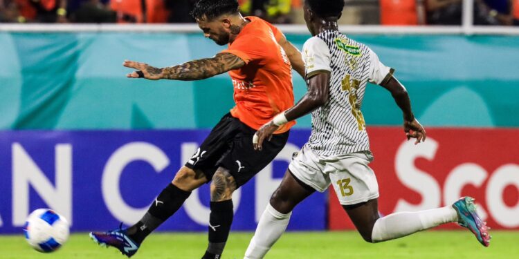 Gol de visitante le dio a Cavalier FC el campeonato Copa del Caribe Concacaf 2024 ante Cibao FC