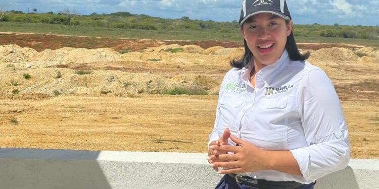 Elizabeth Martínez, especialista en bienes raíces