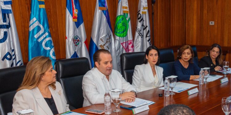 Crean Comité Consultivo para reformar Ley de Protección de la Niñez y Adolescencia