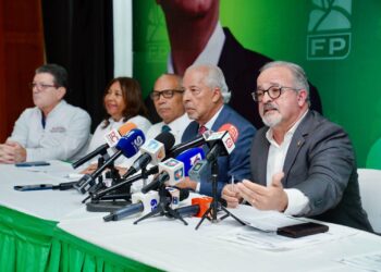 Fuerza del Pueblo alerta sobre crisis financiera en SeNaSa: “La salud de millones está en riesgo”