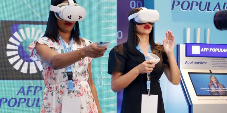 AFP Popular educa sobre pensiones con realidad inmersiva