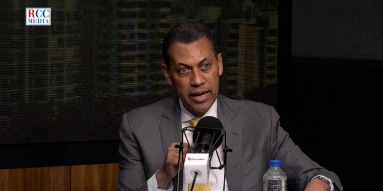 Guido Gómez Mazara: “Aquí hay una arrabalización de la aspiración presidencial”