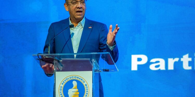 Deligne asegura el momento es para fortalecer al gobierno y defender sus logros