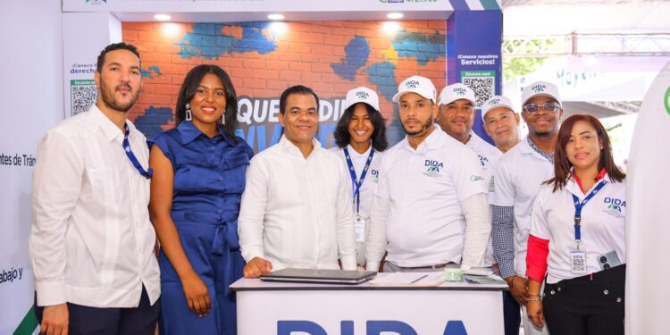 DIDA inicia campaña «QUE NADIE INVENTE CON TUS DERECHOS en Expo Vega 2025