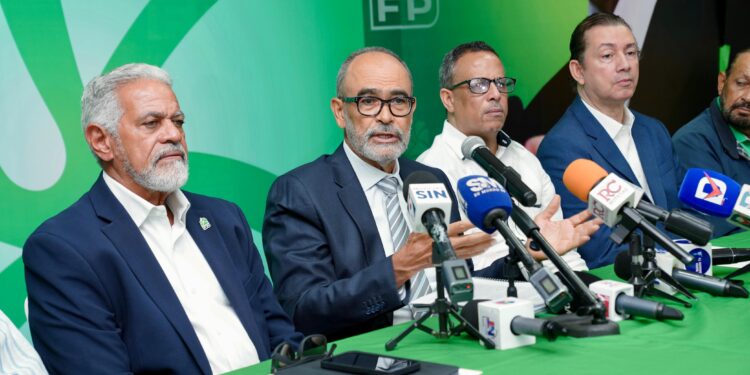 Crisis del arroz: FP acusa al Gobierno del PRM de inundar el mercado con importaciones ilegales