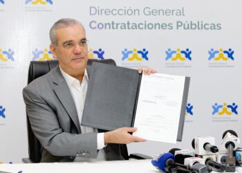 Presidente Abinader promulga la nueva Ley 47-25 de Contrataciones Públicas y sella un compromiso histórico con la transparencia