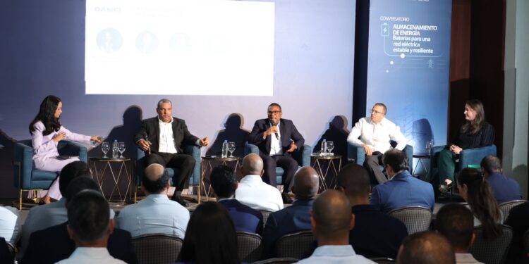 Conversatorio ADIE: Almacenamiento con baterías es clave para una red eléctrica más estable y resiliente