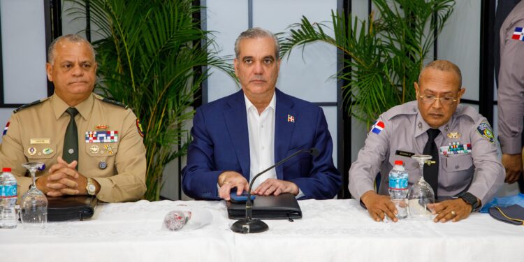 Presidente Luis Abinader encabeza reunión seguimiento al Plan de Seguridad Ciudadana