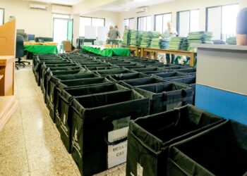 Fuerza del Pueblo completa envío de valijas electorales a todas las demarcaciones del país